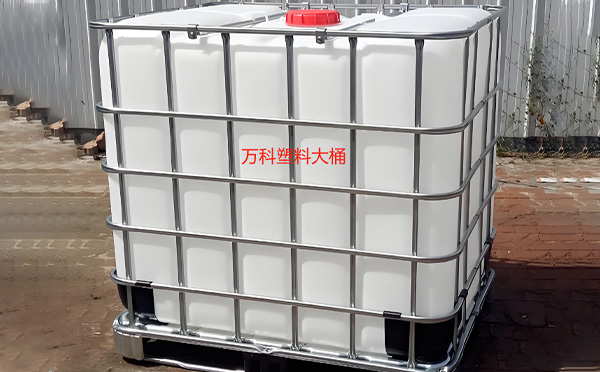 满足多元行业需求的包装解决方案:古浪塑料方桶的定制化应用解析 满足多元行业需求的包装解决方案:古浪塑料方桶的定制化应用解析