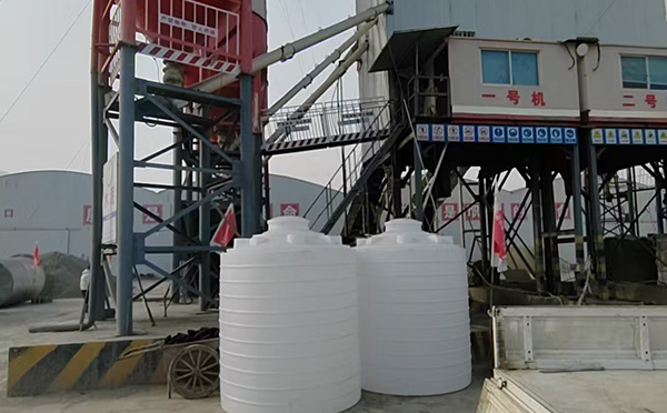 古浪立式运输桶交付案例｜全新PE材质 · 多行业适配 · 批量稳定供应